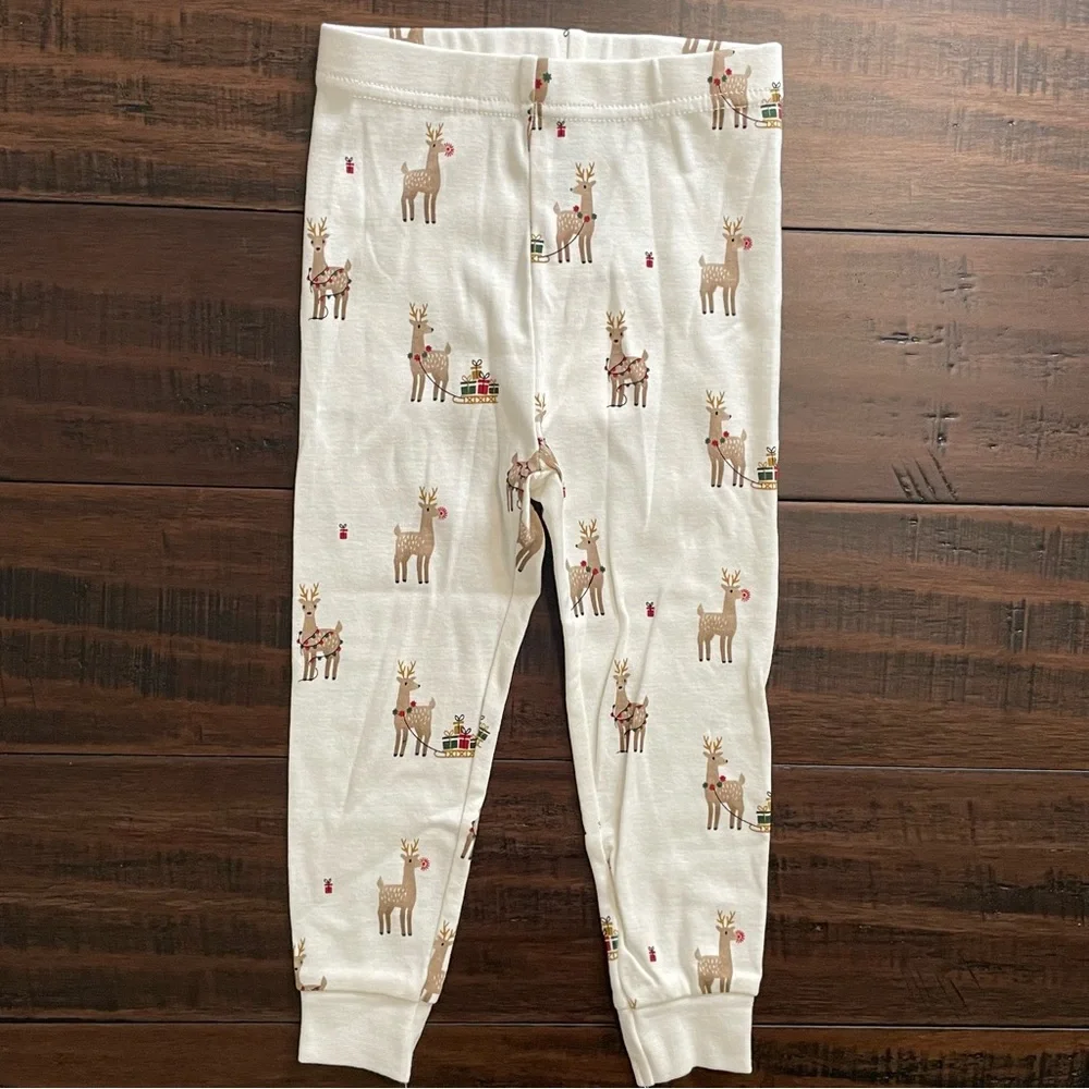 Petit Lem Reindeer Print Holiday Pajama Set NWT